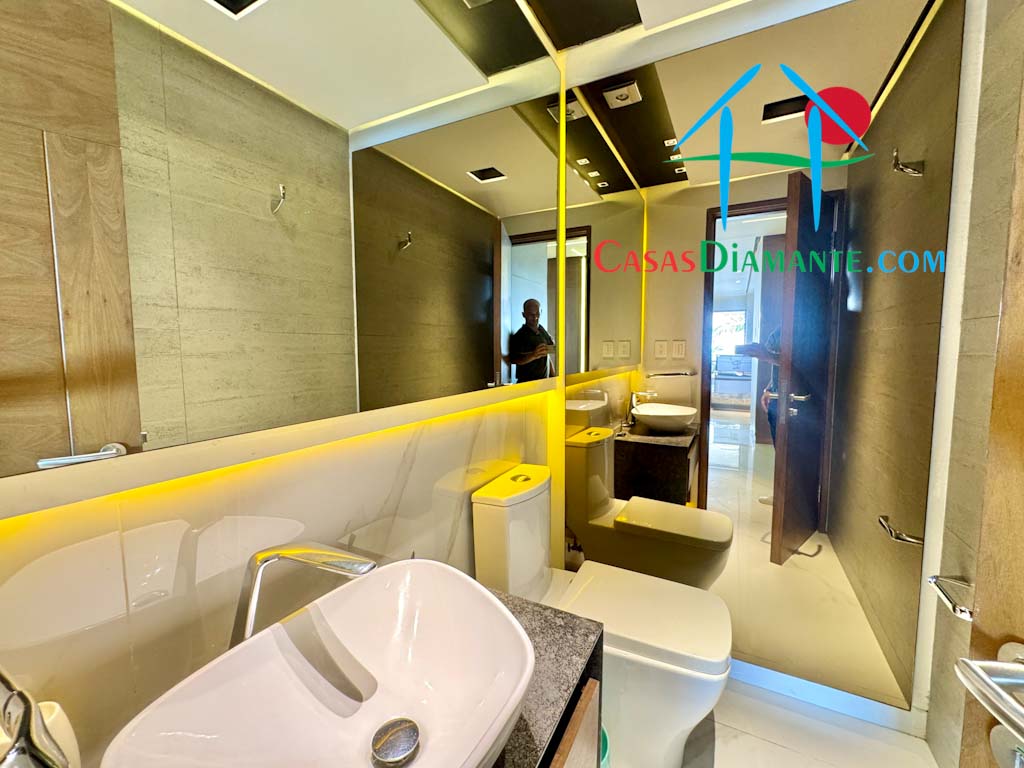 Vidamar 2 A 302 - Baño de visitas 1